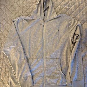 Vuori men's Coronado Dreamknit warm hoodie in Grey Heather